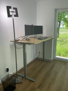 Büro stehend