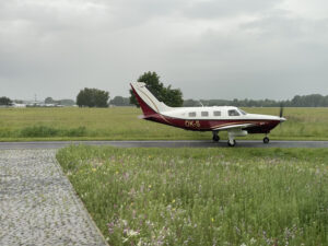 Malibu auf Rollweg